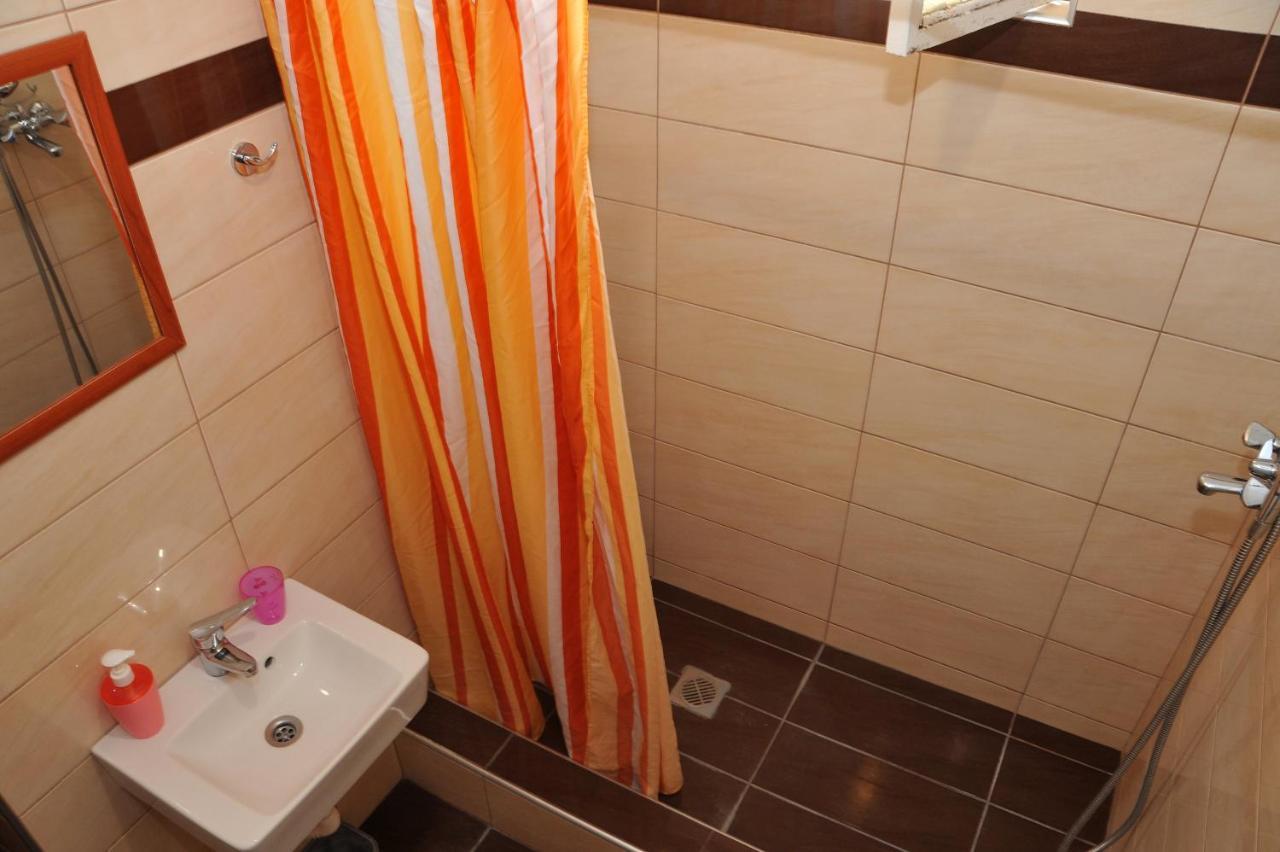 Guesthouse Bloutsos Rooms Kastraki Buitenkant foto
